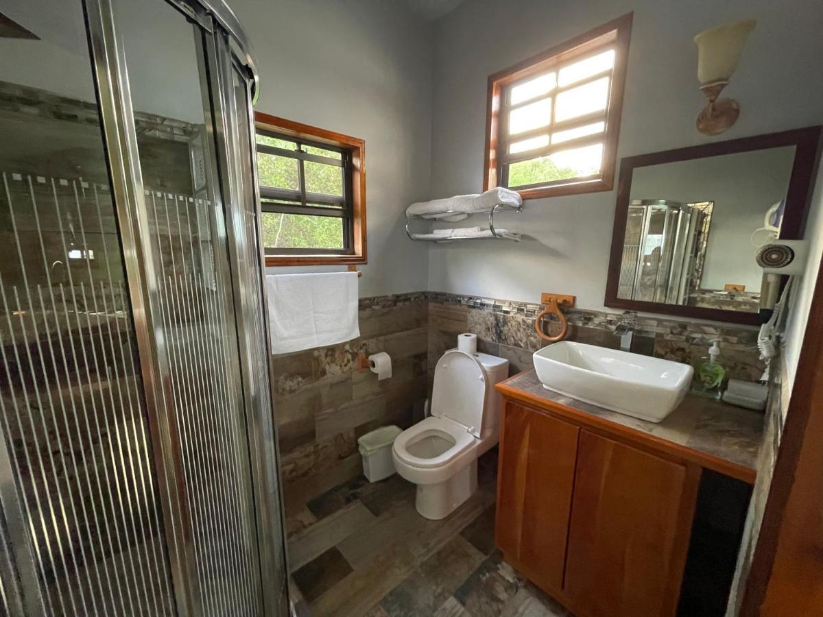 Hidden Treasure Vacation Home Blue Bay Cottage Caye Caulker Eksteriør bilde